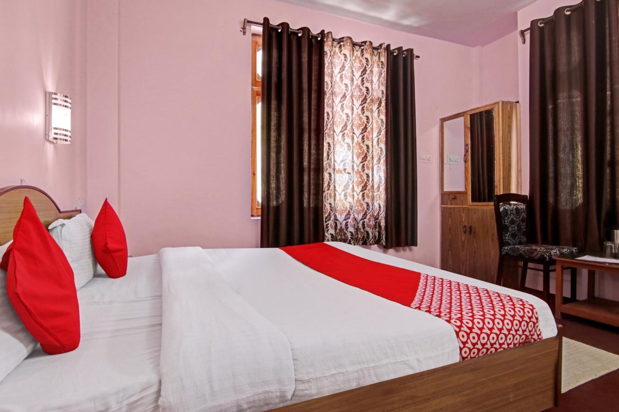 Hotel O Keylong Inn Manāli Exteriér fotografie