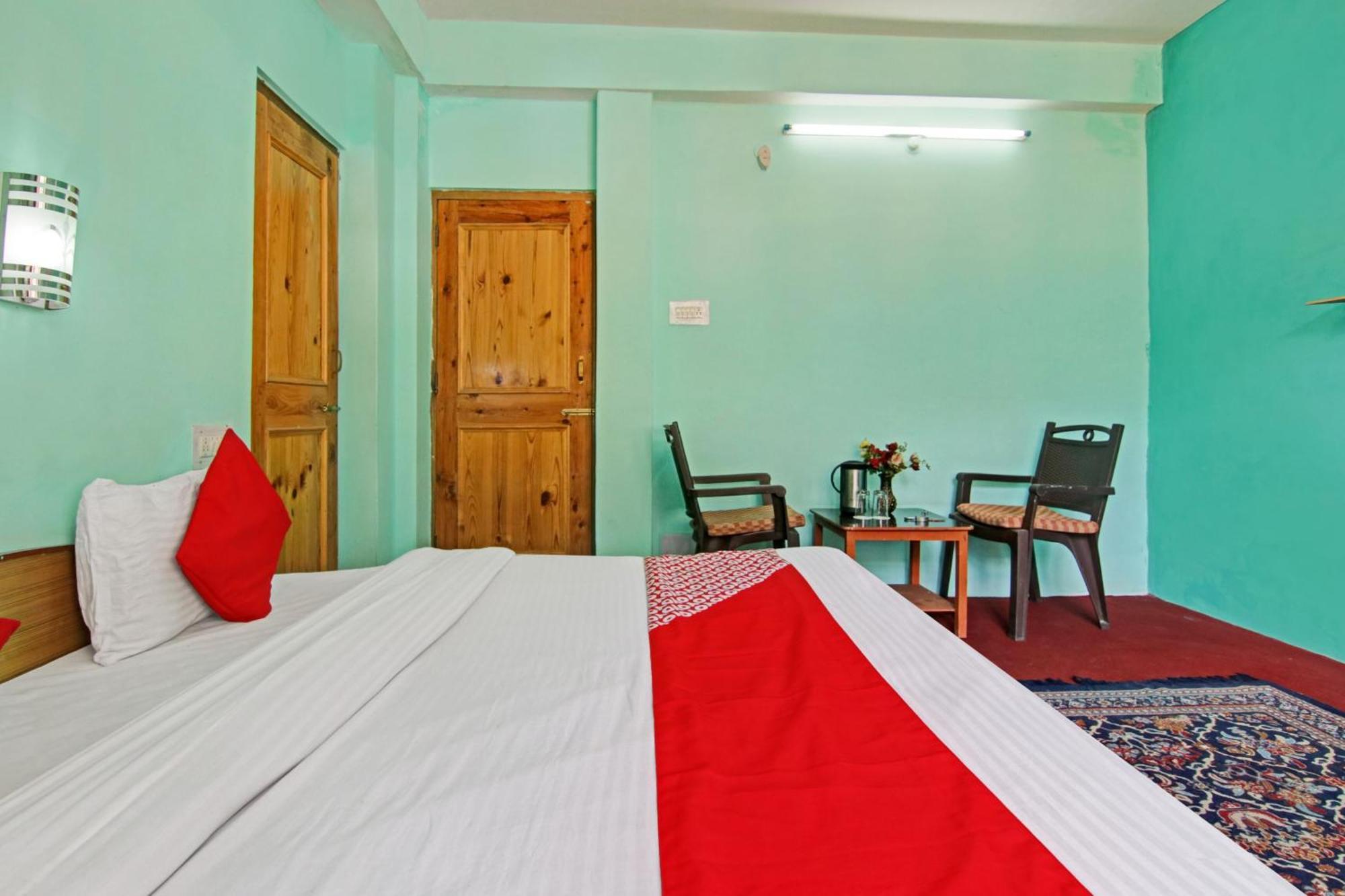 Hotel O Keylong Inn Manāli Exteriér fotografie