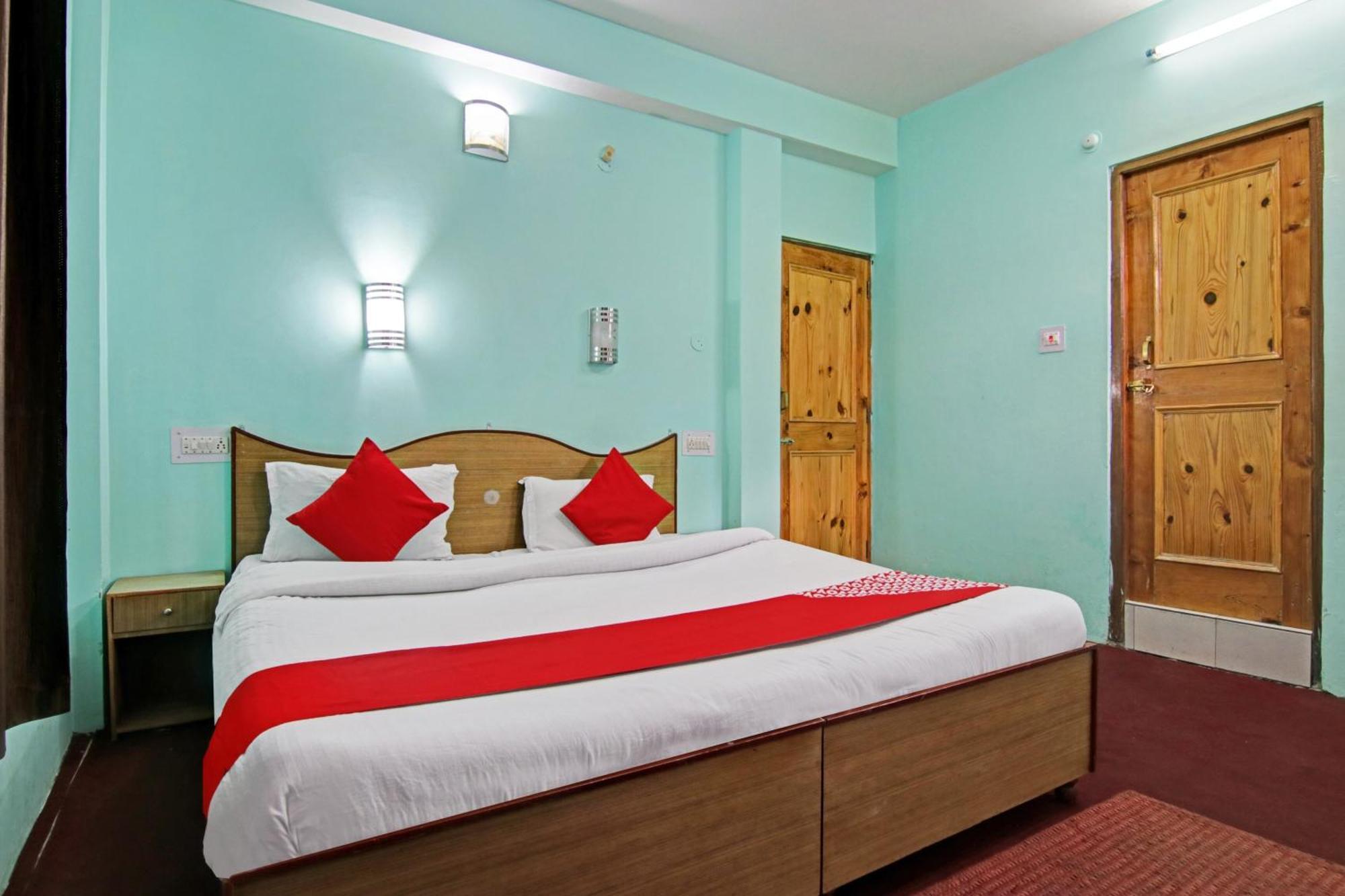 Hotel O Keylong Inn Manāli Exteriér fotografie